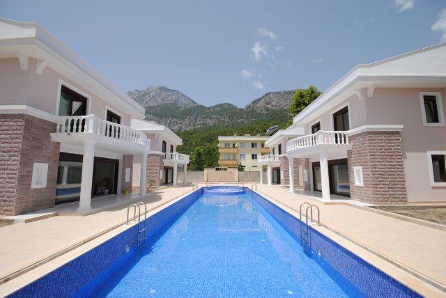 Villa in Kemer: 170 m² mit Pool, Sauna und Bergblick - Main Image