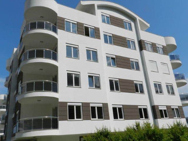 Ferienwohnung in Antalya: 65 m² mit Garten und Sicherheit - Main Image