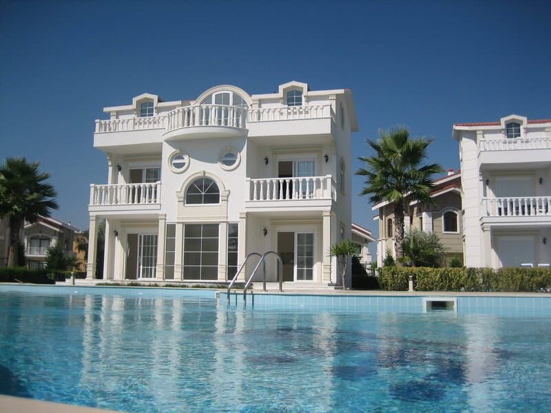 Ferienvilla in Belek: 250 m² nahe Golfplätzen und Pool - Main Image